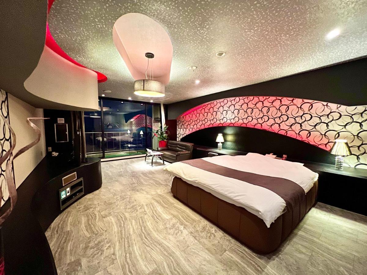 Sky Bali Style Beppu, Resort Love Hotel エクステリア 写真